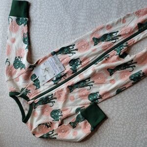 Cat & Dogma One-Piece Footie 6-12M - NWT